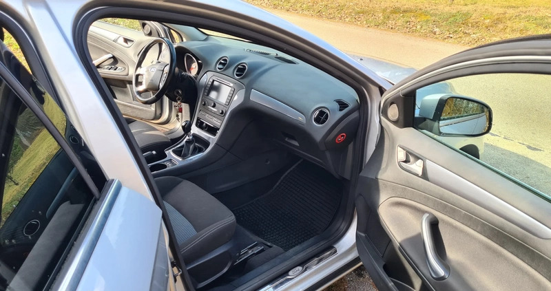 Ford Mondeo cena 23400 przebieg: 291258, rok produkcji 2012 z Kartuzy małe 301